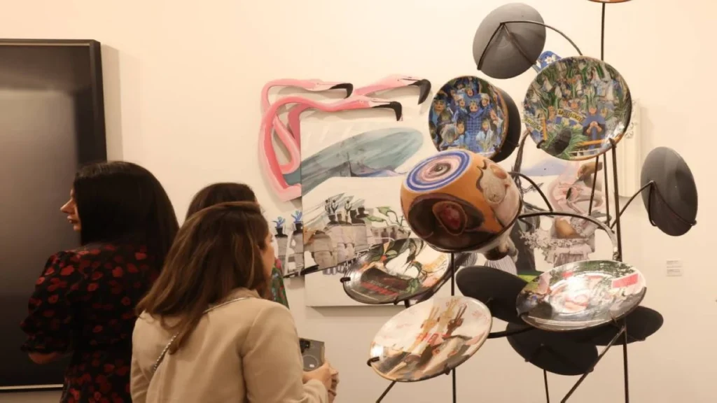 بشعار إبداعي.. انطلاق فعاليات معرض دبي الفني غداً بمشاركة واسعة من الفنانين